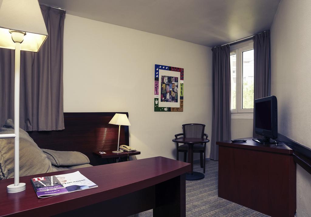 Hotel Mercure Port Motte 4*